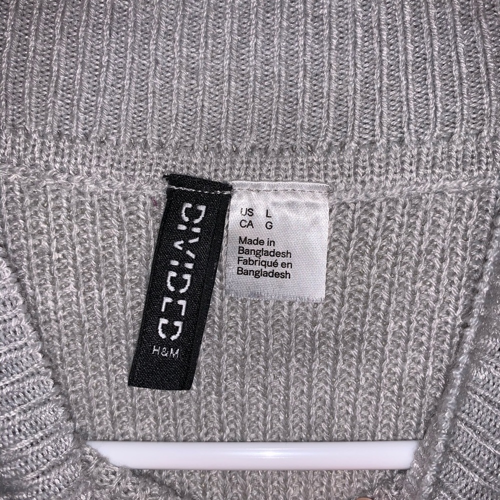 Sweater - Picture 2 of 2
